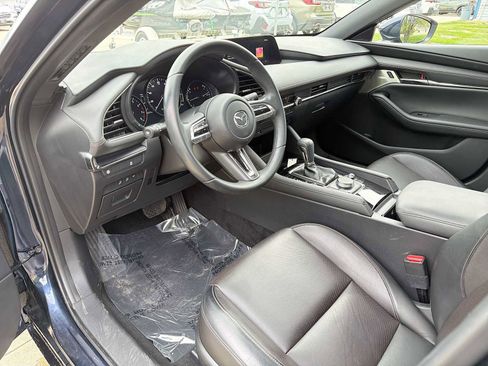 Used 2019 MAZDA MAZDA3 AWD Hatchback w/ Premium Pkg image 2