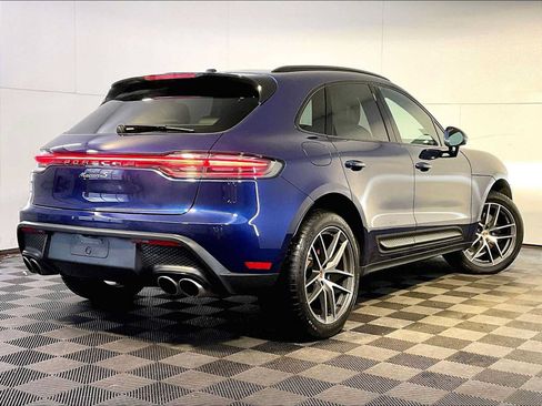 Certified 2023 Porsche Macan S AWD/4WD image 7