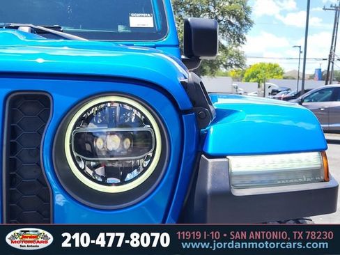 Used 2020 Jeep Gladiator Rubicon AWD/4WD image 10