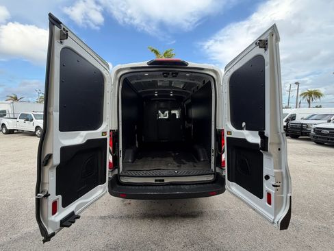 Used 2018 Ford Transit 250 148 Medium Roof w/ Interior Upgrade Package RWD image 5