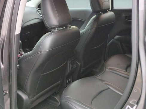 Used 2019 Jeep Compass Limited AWD/4WD image 26