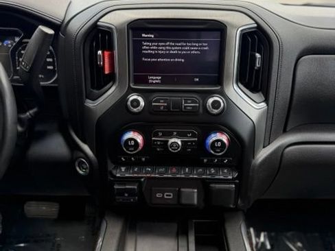 Certified 2023 GMC Sierra 3500 Denali w/ Denali Ultimate Package AWD/4WD image 30