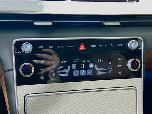 New 2026 Genesis GV80 3.5T Prestige AWD/4WD image 14