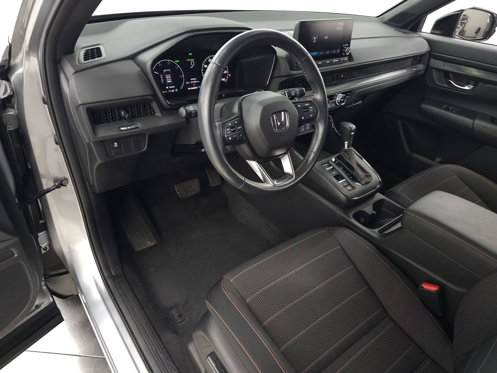 Used 2024 Honda CR-V Sport image 14