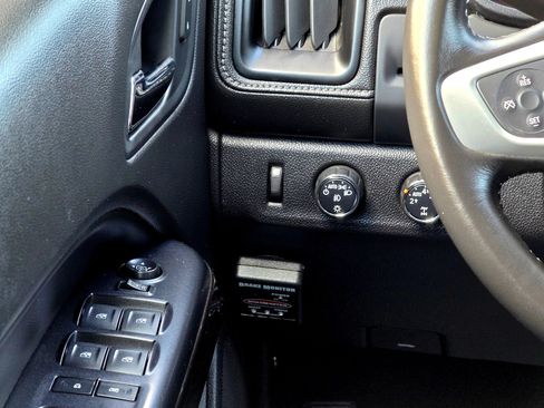 Used 2016 GMC Canyon SLT AWD/4WD image 16
