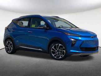 Used 2022 Chevrolet Bolt EUV Premier w/ Sun & Sound Package video 2