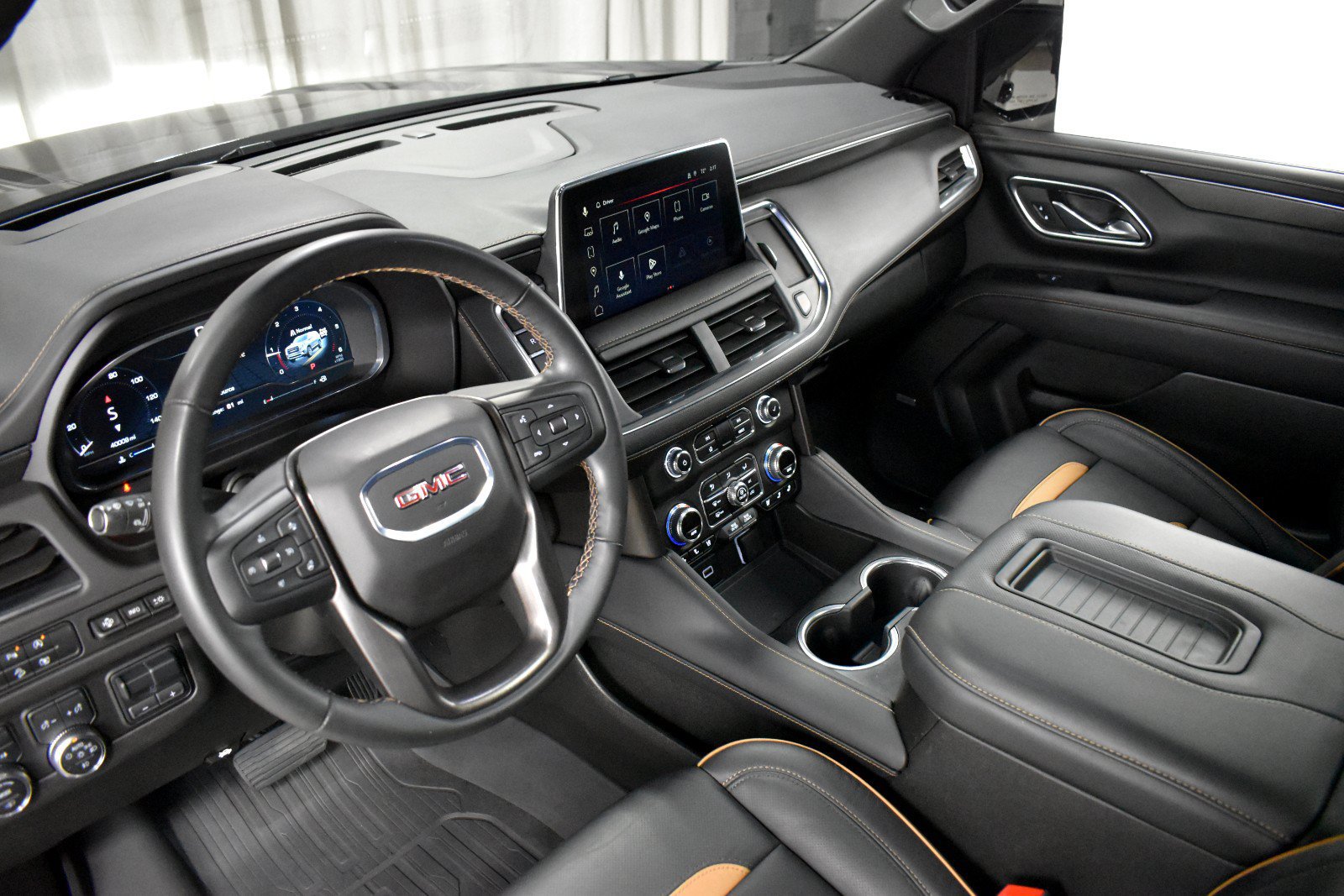 Used 2024 GMC Yukon AT4 w/ AT4 Premium Plus Package AWD/4WD image 22