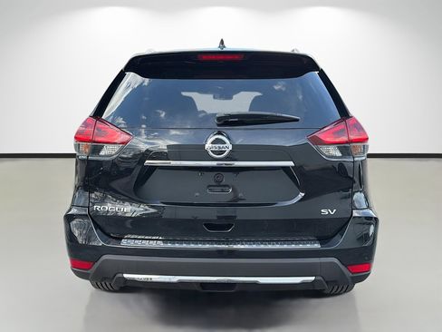 Used 2018 Nissan Rogue SV FWD image 4