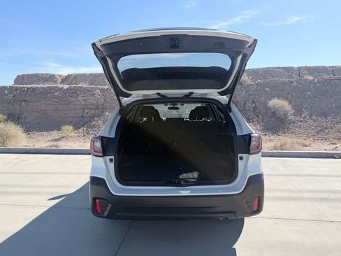 Used 2022 Subaru Outback Premium image 31