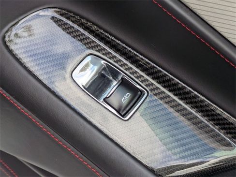 Certified 2020 Chevrolet Corvette Stingray Premium Cpe w/ 3LT Preferred Equipment Group image 33