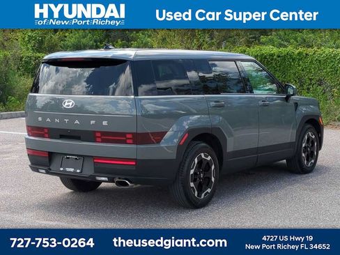 Used 2024 Hyundai Santa Fe SE FWD image 5