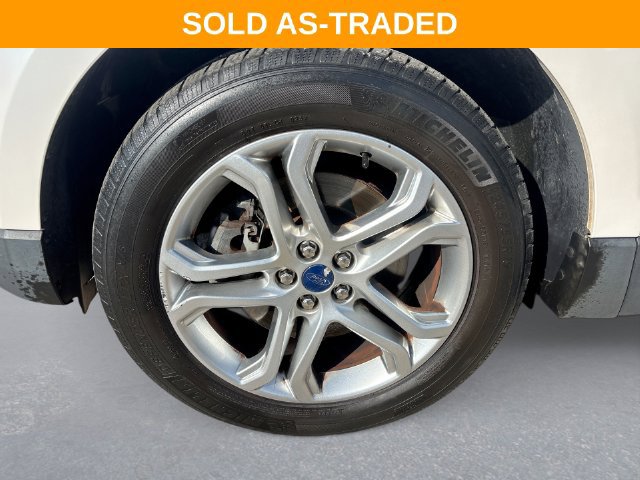 Used 2017 Ford Edge Titanium w/ Equipment Group 302A FWD image 10