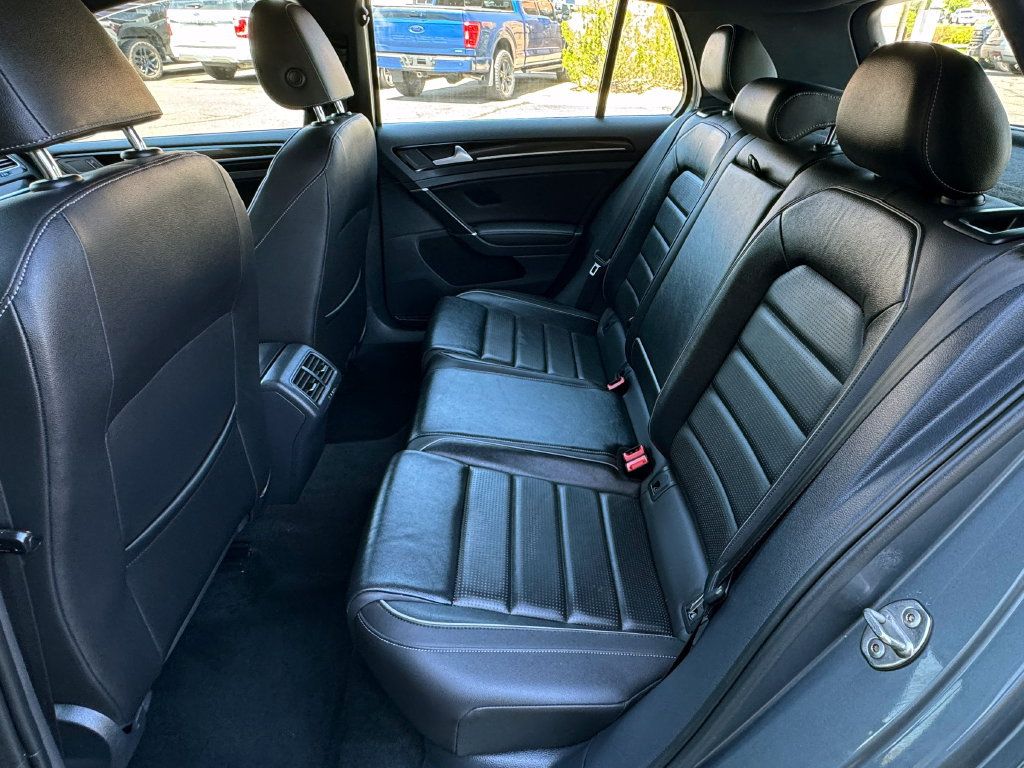 Used 2019 Volkswagen Golf R 4-Door AWD/4WD image 31