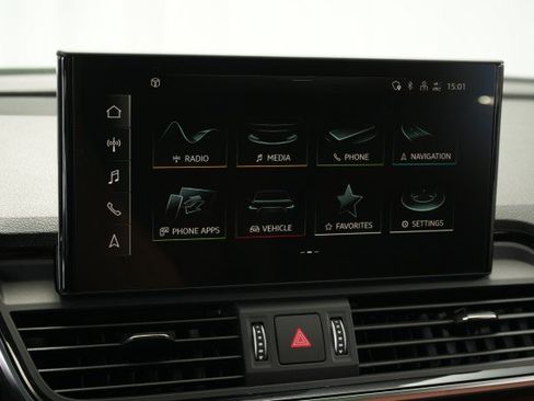 Used 2023 Audi Q5 2.0T Premium Plus w/ Premium Plus Package AWD/4WD image 33