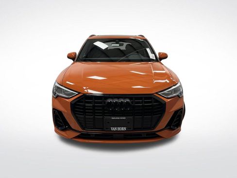 Used 2024 Audi Q3 2.0T Premium Plus w/ Premium Plus Package image 11