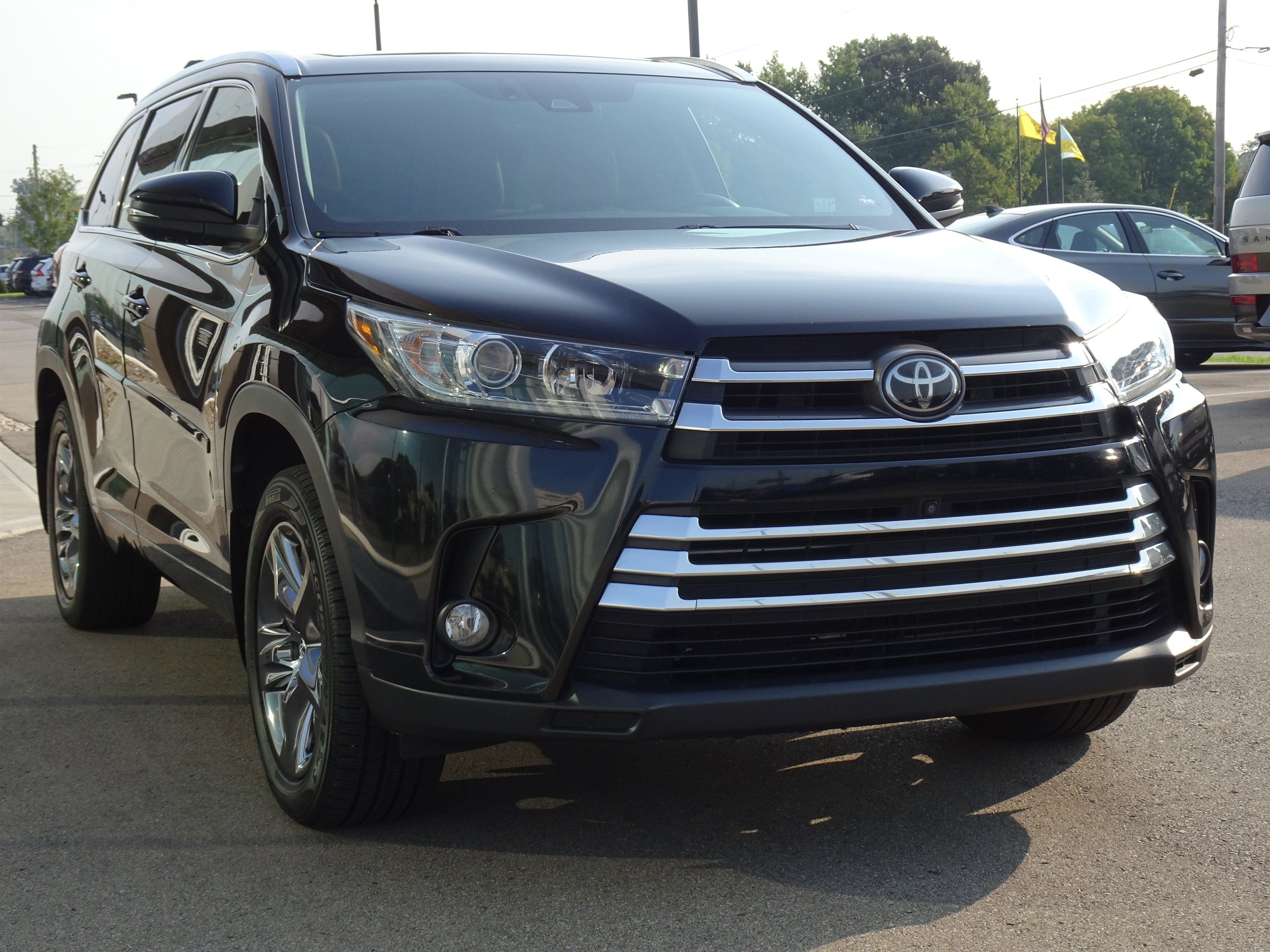 Used 2018 Toyota Highlander Limited Platinum w/ Protection Package #3 AWD/4WD image 6
