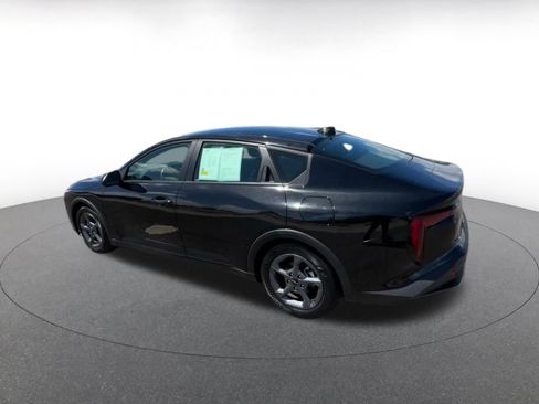 Used 2025 Kia K4 FWD image 9