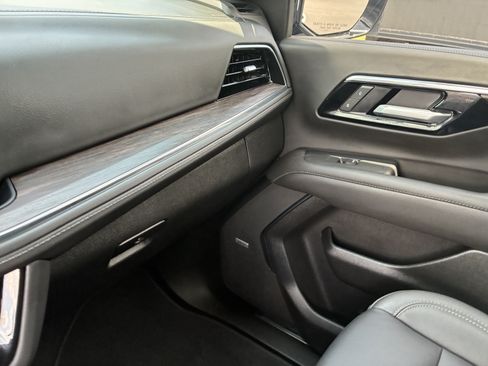 Used 2026 Chevrolet Tahoe LT w/ Comfort Package RWD image 35