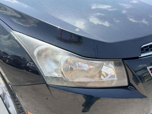 Used 2011 Chevrolet Cruze LTZ FWD image 11