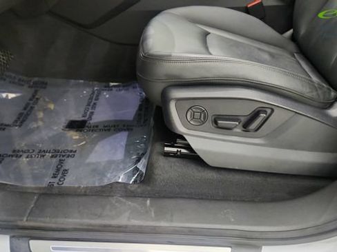 Used 2023 Audi Q7 3.0T Premium Plus w/ Premium Plus Package AWD/4WD image 39