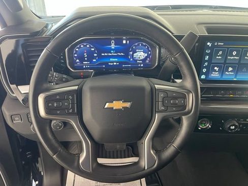 Used 2023 Chevrolet Silverado 1500 LT AWD/4WD image 37