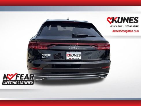Used 2023 Audi Q8 Premium w/ Convenience Package AWD/4WD image 6