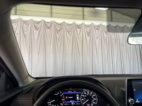 Used 2025 Nissan Sentra SV FWD image 20