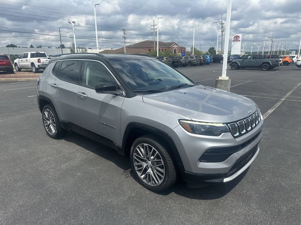 Used 2022 Jeep Compass Limited w/ Elite Group AWD/4WD image 1