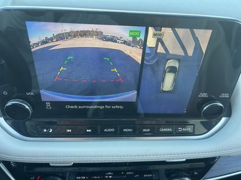 Used 2021 Nissan Rogue SL w/ Premium Package image 15