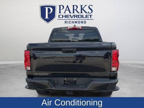 Used 2023 Chevrolet Colorado W/T RWD image 6