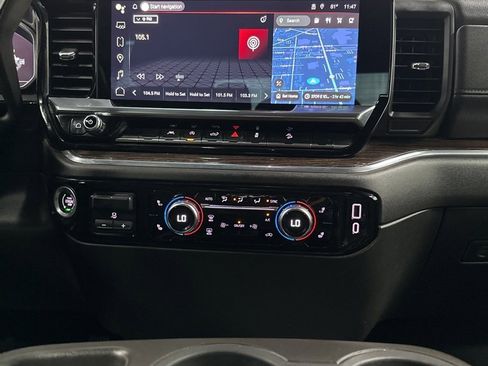 Used 2023 GMC Sierra 1500 Elevation image 24