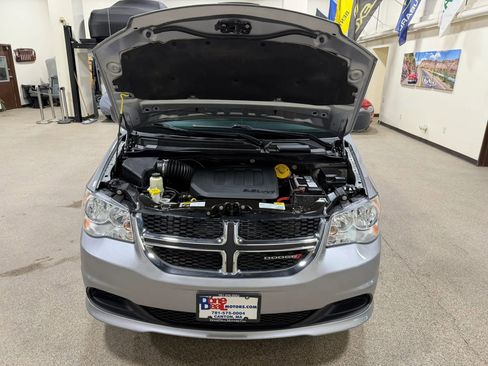 Used 2019 Dodge Grand Caravan SE image 51