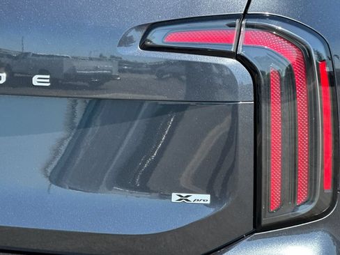 Used 2024 Kia Telluride AWD image 26