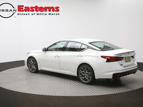 Used 2023 Nissan Altima 2.0 SR FWD image 62