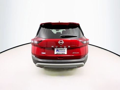 Used 2023 Nissan Rogue SV image 7