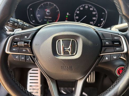 Used 2022 Honda Accord Sport image 11