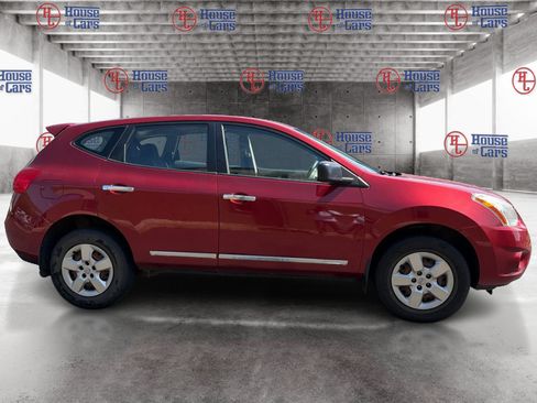 Used 2013 Nissan Rogue S FWD image 4