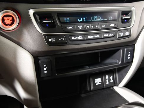 Used 2017 Honda Pilot EX-L image 35