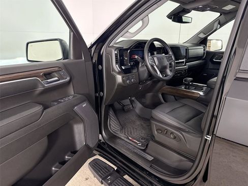 Used 2023 Chevrolet Silverado 1500 RST w/ RST All Star Premium Package AWD/4WD image 3