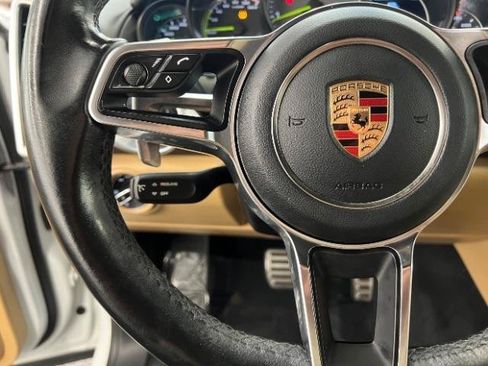 Used 2017 Porsche Cayenne S Platinum w/ Premium Package Plus (Pjy) AWD/4WD image 14