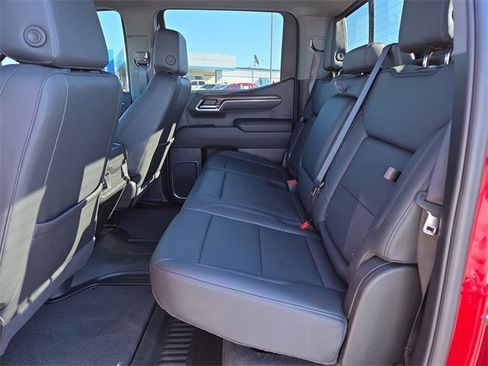 Used 2025 Chevrolet Silverado 1500 LT Trail Boss w/ Convenience Package II image 16