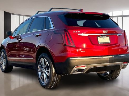 New 2026 Cadillac XT5 Premium Luxury image 3