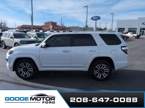 Used 2023 Toyota 4Runner Limited image 4