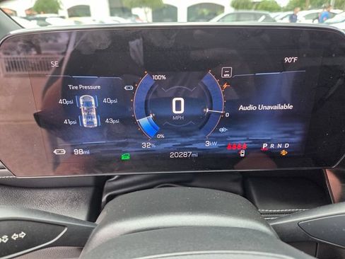 Used 2024 Chevrolet Blazer EV LT AWD/4WD image 31