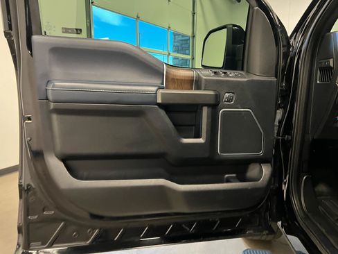 Used 2018 Ford F150 Limited w/ Trailer Tow Package AWD/4WD image 29