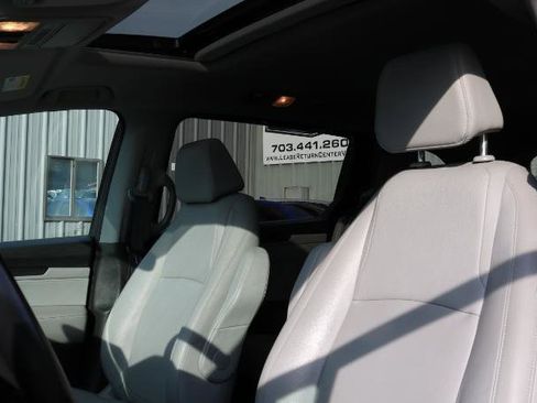 Used 2018 Honda Odyssey EX-L image 9