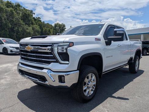 Used 2024 Chevrolet Silverado 2500 LTZ w/ LTZ Plus Package AWD/4WD image 8
