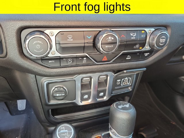 Certified 2026 Jeep Wrangler Sport AWD/4WD image 19