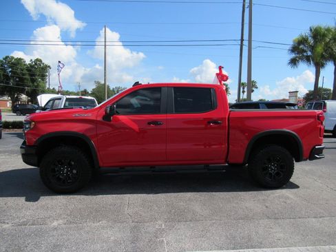 Used 2022 Chevrolet Silverado 1500 ZR2 AWD/4WD image 2