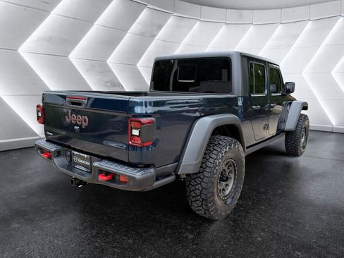 Used 2025 Jeep Gladiator Rubicon w/ Safety Group AWD/4WD image 3